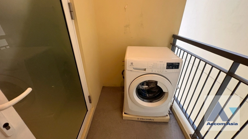 31  3 br Apartment For Rent in Sukhumvit ,Bangkok BTS Thong Lo at The Modern dwelling AA44993