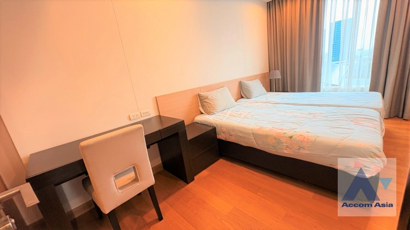 23  3 br Apartment For Rent in Sukhumvit ,Bangkok BTS Thong Lo at The Modern dwelling AA44993