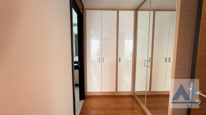 18  3 br Apartment For Rent in Sukhumvit ,Bangkok BTS Thong Lo at The Modern dwelling AA44993