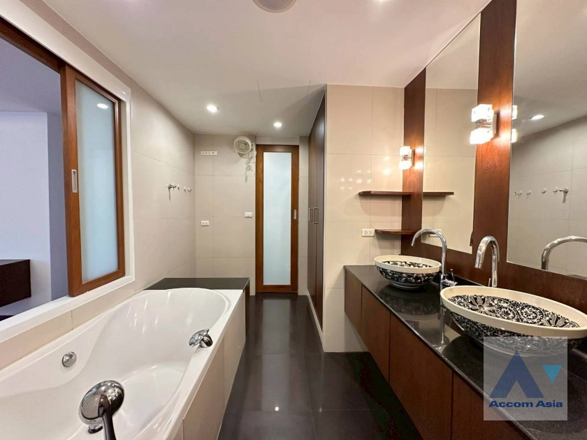 24  3 br Condominium For Rent in Sukhumvit ,Bangkok BTS Phrom Phong at Grand Ville House 1 AA44994