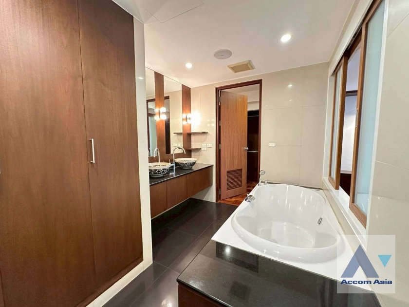 23  3 br Condominium For Rent in Sukhumvit ,Bangkok BTS Phrom Phong at Grand Ville House 1 AA44994