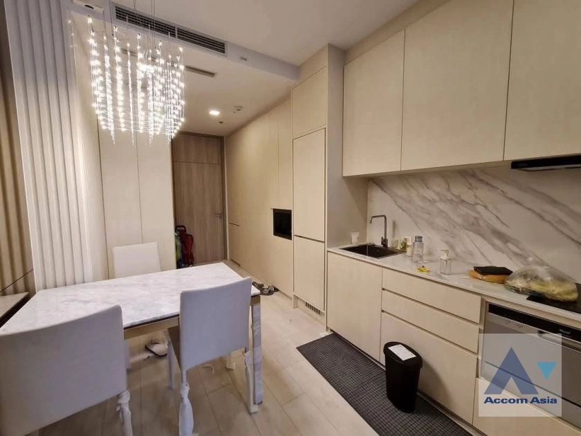 unitFully Furnished |  1 Bedroom  Condominium For Rent in Ploenchit, Bangkok  near BTS Ploenchit (AA45000)