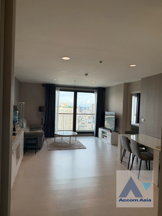 unit 2 Bedrooms  Condominium For Rent in Sukhumvit, Bangkok  near BTS Ekkamai (AA45003)