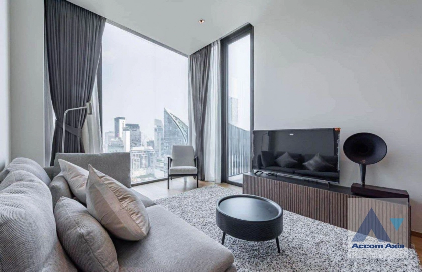 unit 1 Bedroom  Condominium For Rent & Sale in Ploenchit, Bangkok  near BTS Chitlom (AA45005)