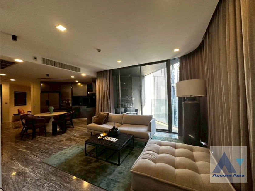 unit 3 Bedrooms  Condominium For Rent & Sale in Sukhumvit, Bangkok  near BTS Phrom Phong (AA45007)