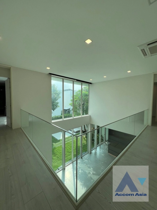 5  4 br Townhouse For Sale in Bang Na ,Bangkok  at Vive Bangna km.7 AA45011