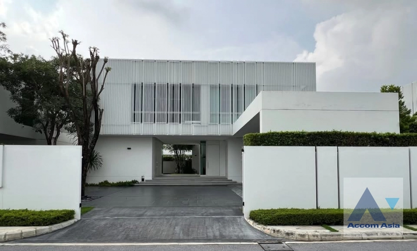 19  4 br Townhouse For Sale in Bang Na ,Bangkok  at Vive Bangna km.7 AA45011