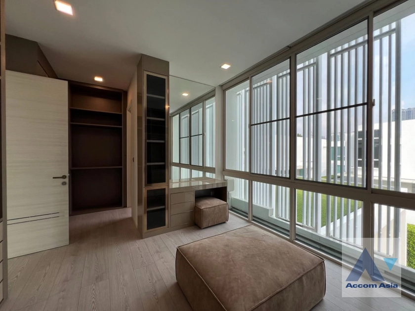 7  4 br Townhouse For Sale in Bang Na ,Bangkok  at Vive Bangna km.7 AA45011