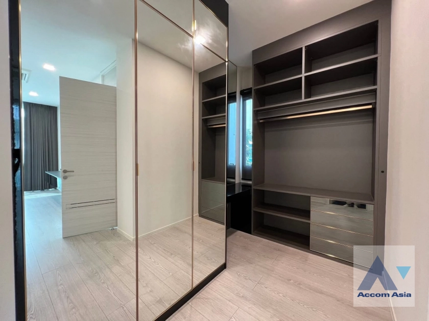 12  4 br Townhouse For Sale in Bang Na ,Bangkok  at Vive Bangna km.7 AA45011