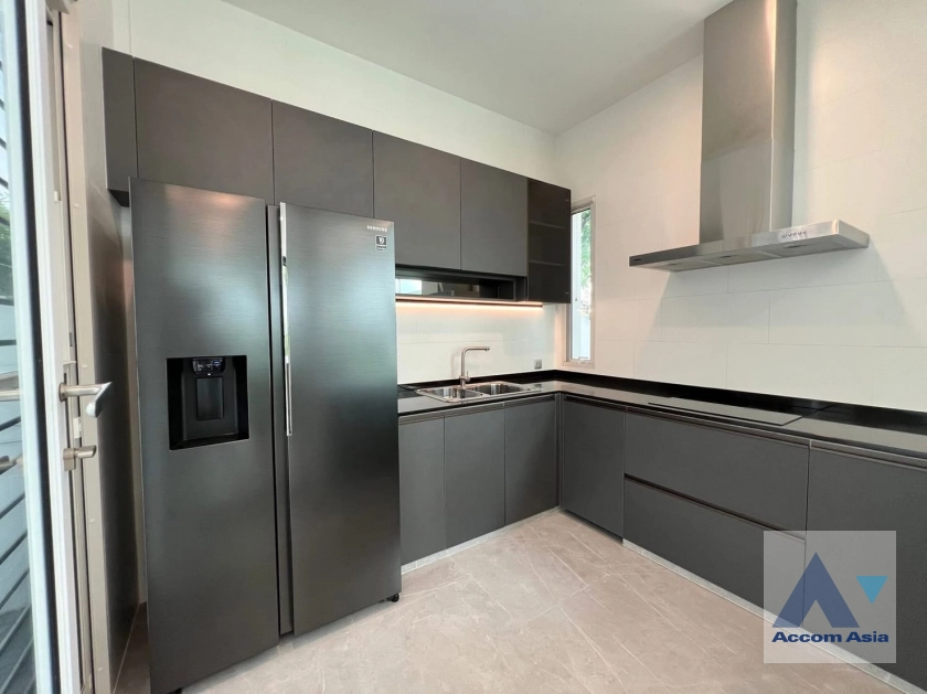 4  4 br Townhouse For Sale in Bang Na ,Bangkok  at Vive Bangna km.7 AA45011