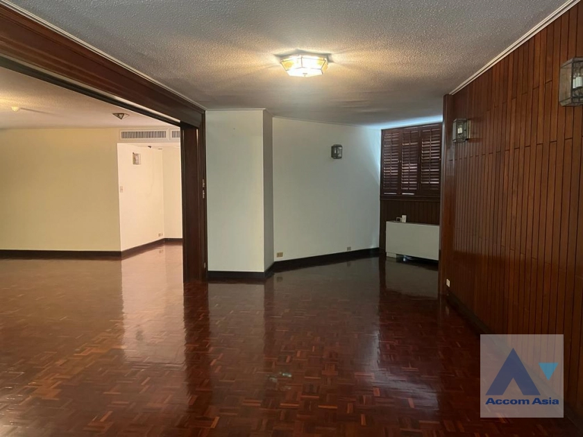  1  3 br Condominium For Sale in Sukhumvit ,Bangkok BTS Ekkamai at Tai Ping Tower AA45012