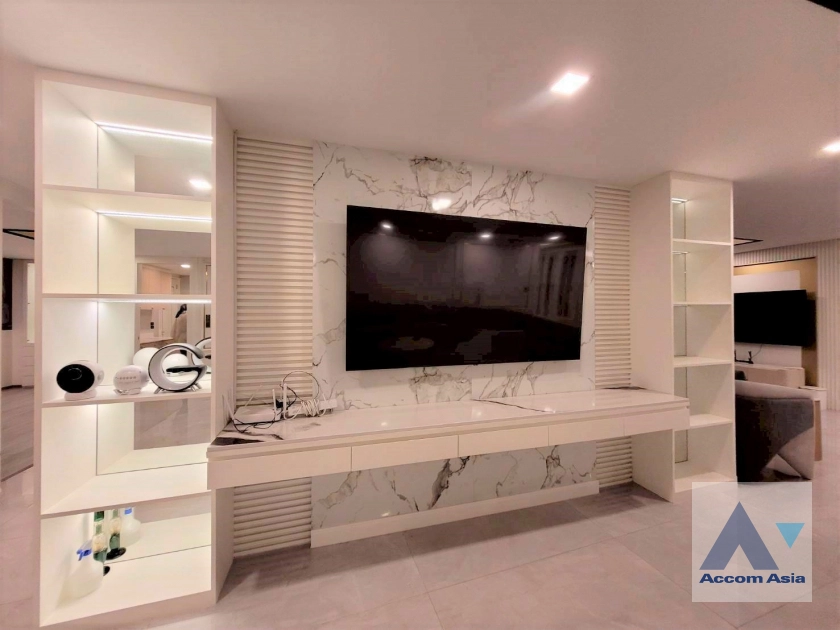 5  3 br Condominium for rent and sale in Sukhumvit ,Bangkok  at President Park Sukhumvit 24   AA45013