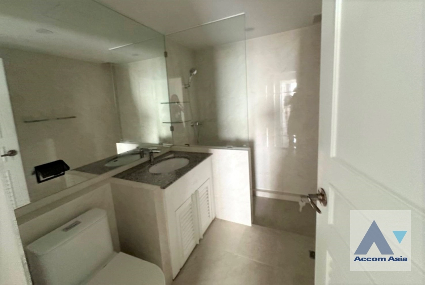 9  3 br Condominium for rent and sale in Sukhumvit ,Bangkok  at President Park Sukhumvit 24   AA45014