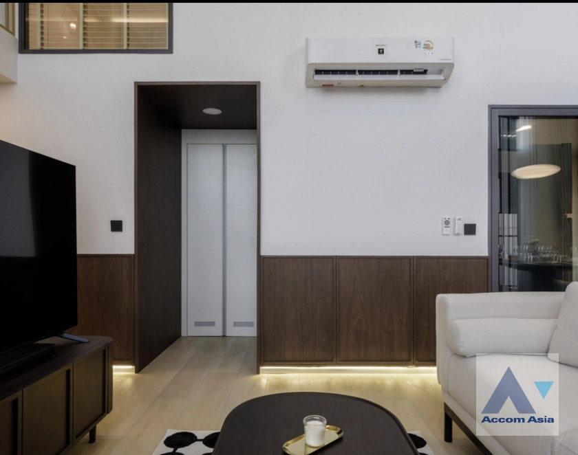 7  3 br Condominium for rent and sale in Sukhumvit ,Bangkok MRT Queen Sirikit National Convention Center at Life Rama 4-Asoke AA45016