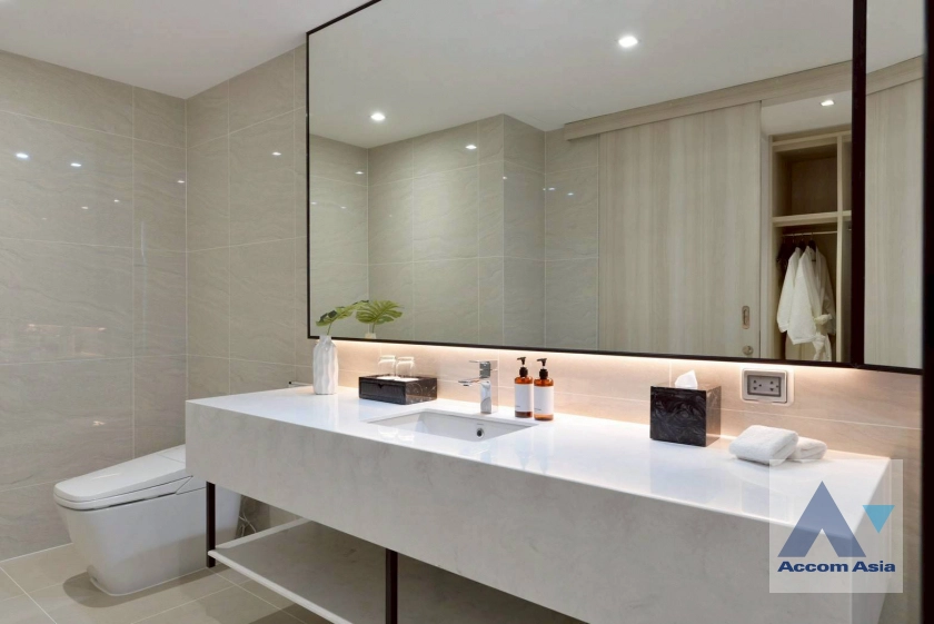 13  2 br Apartment For Rent in Sukhumvit ,Bangkok BTS Asok at New Modern Apartment 750m from Asok Interchange AA45027