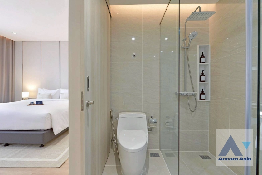 11  2 br Apartment For Rent in Sukhumvit ,Bangkok BTS Asok at New Modern Apartment 750m from Asok Interchange AA45027