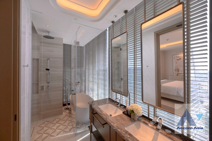 17  2 br Condominium For Sale in Ploenchit ,Bangkok MRT Lumphini at ONE Bangkok AA45028