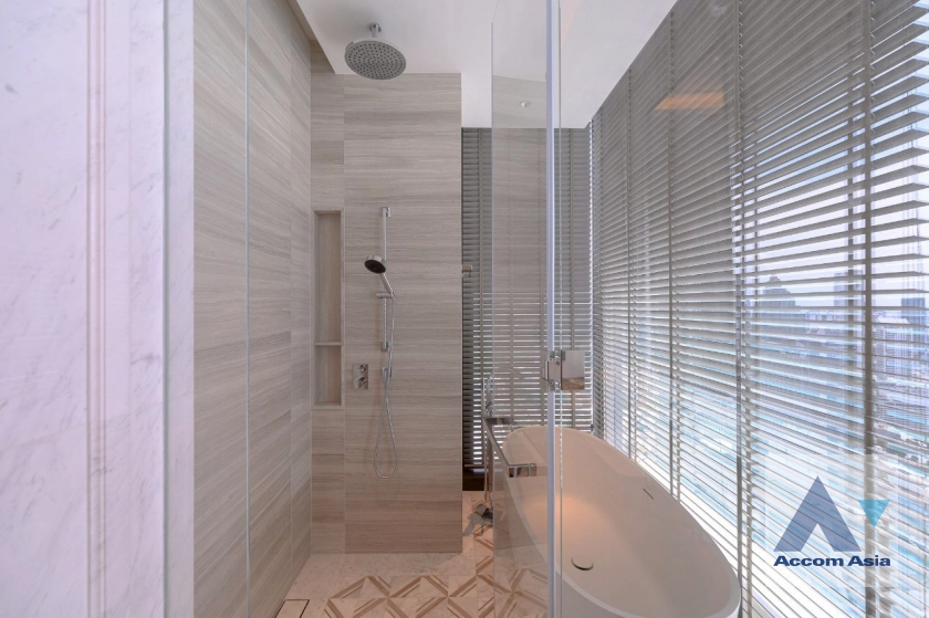 19  2 br Condominium For Sale in Ploenchit ,Bangkok MRT Lumphini at ONE Bangkok AA45028