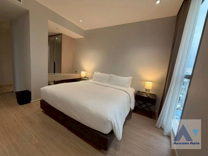 13  3 br Apartment for rent and sale in Sukhumvit ,Bangkok BTS Asok at New Modern Apartment 750m from Asok Interchange AA45031