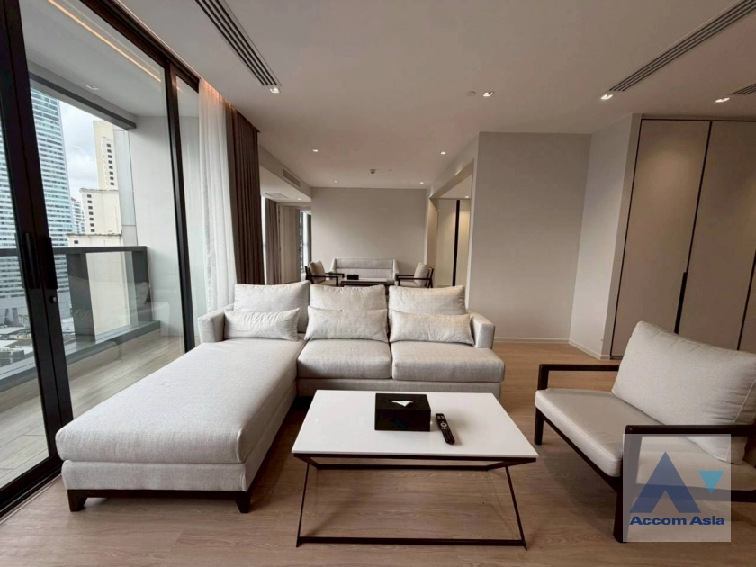 unitPet friendly |  3 Bedrooms  Apartment For Rent & Sale in Sukhumvit, Bangkok  near BTS Asok (AA45031)