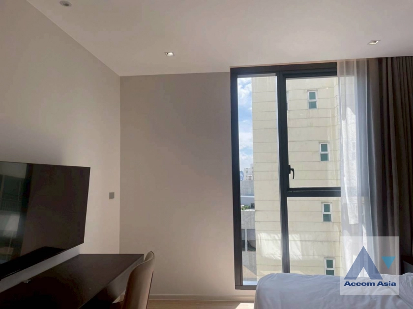 25  4 br Apartment for rent and sale in Sukhumvit ,Bangkok BTS Asok at New Modern Apartment 750m from Asok Interchange AA45032