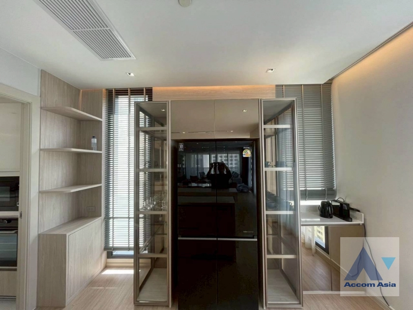 9  4 br Apartment for rent and sale in Sukhumvit ,Bangkok BTS Asok at New Modern Apartment 750m from Asok Interchange AA45032