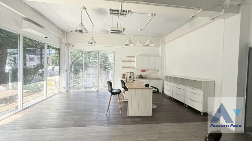 unitHome Office |  House For Rent & Sale in Sukhumvit, Bangkok  near BTS Punnawithi (AA45036)