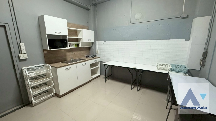 unitHome Office |  House For Rent & Sale in Sukhumvit, Bangkok  near BTS Punnawithi (AA45036)