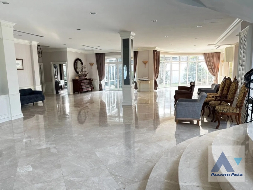 4  5 br House For Rent in Lat Phrao ,Bangkok MRT Lat Phrao AA45038