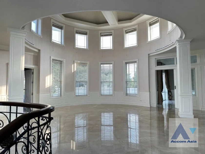 5  5 br House For Rent in Lat Phrao ,Bangkok MRT Lat Phrao AA45038