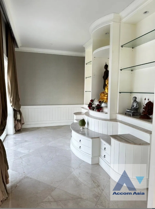 16  5 br House For Rent in Lat Phrao ,Bangkok MRT Lat Phrao AA45038