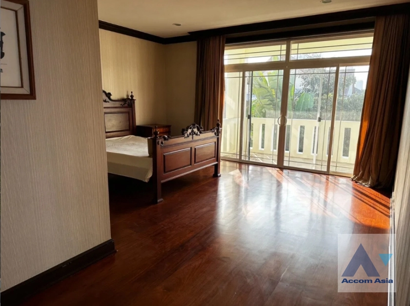 12  5 br House For Rent in Lat Phrao ,Bangkok MRT Lat Phrao AA45038