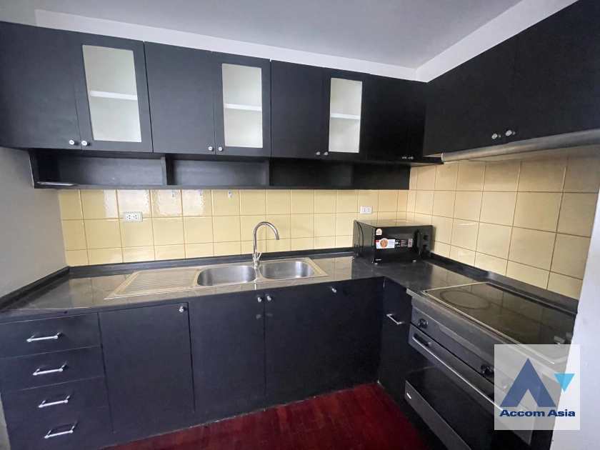 8  3 br Apartment For Rent in Sukhumvit ,Bangkok BTS Thong Lo at Pet-Friendly, Cozy and Serene Serviced Apartment in Thonglor AA45045