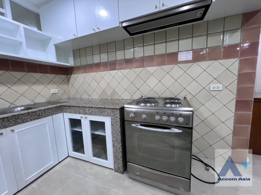 10  3 br Apartment for rent and sale in Sukhumvit ,Bangkok BTS Phrom Phong at Good maintained AA45046