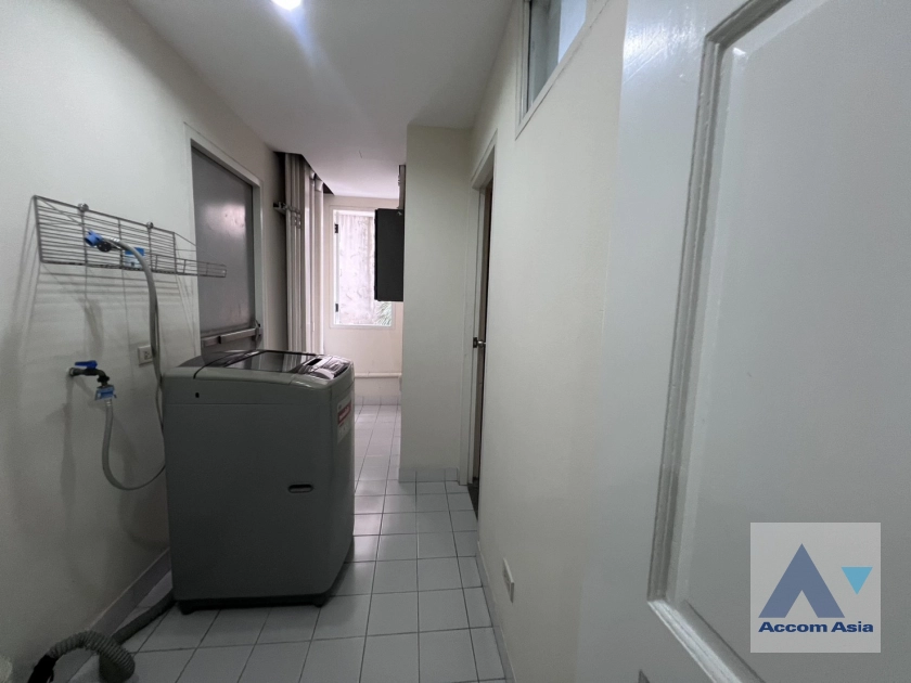 29  3 br Apartment for rent and sale in Sukhumvit ,Bangkok BTS Phrom Phong at Good maintained AA45046