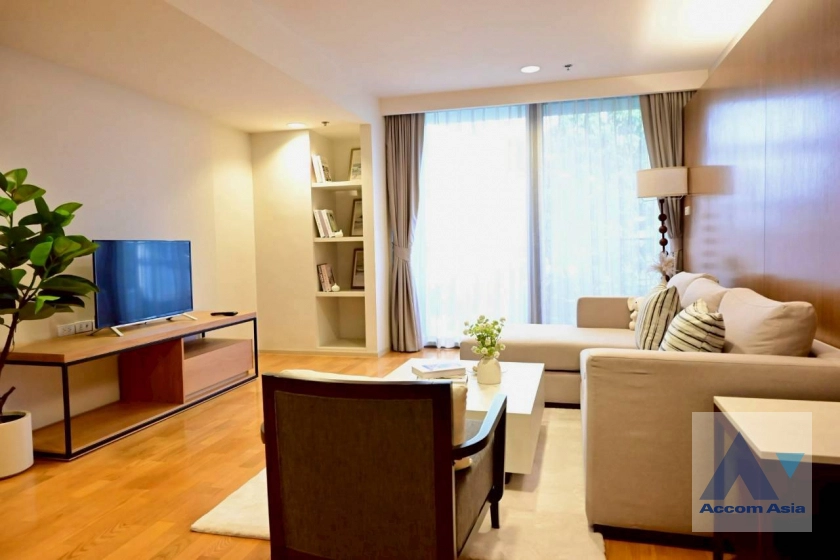unit 2 Bedrooms  Apartment For Rent & Sale in Sukhumvit, Bangkok  near BTS Phrom Phong (AA45048)