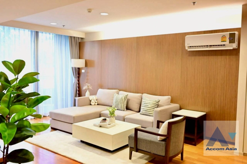 unit 2 Bedrooms  Apartment For Rent & Sale in Sukhumvit, Bangkok  near BTS Phrom Phong (AA45048)