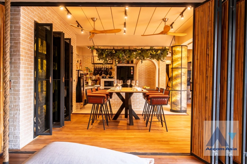 11  4 br House For Sale in Pattanakarn ,Bangkok  AA45050