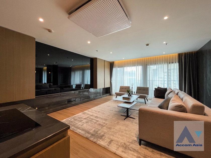  1  2 br Condominium For Sale in Sukhumvit ,Bangkok BTS Thong Lo at Noble Remix AA45054