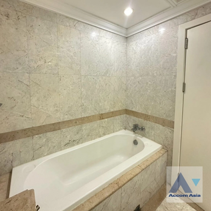 11  2 br Condominium For Sale in Ploenchit ,Bangkok BTS Ploenchit at All Seasons Mansion AA45059