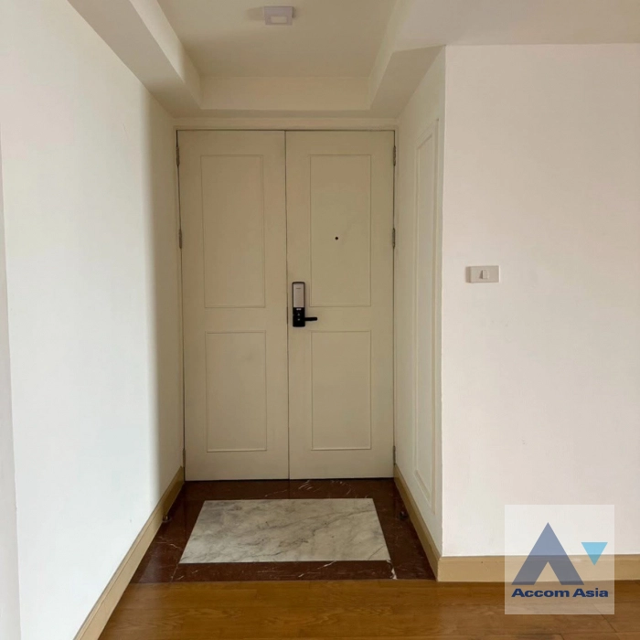 12  2 br Condominium For Sale in Ploenchit ,Bangkok BTS Ploenchit at All Seasons Mansion AA45059
