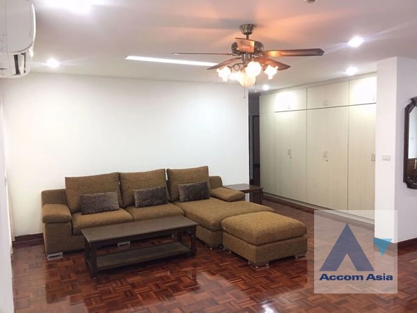 unit 3 Bedrooms  Apartment For Rent & Sale in Sukhumvit, Bangkok  near BTS Phrom Phong (AA45060)