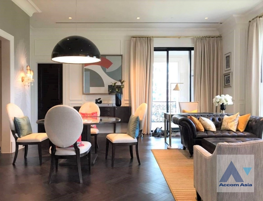 unitGarden View |  2 Bedrooms  Condominium For Rent in Ploenchit, Bangkok  near BTS Ploenchit (AA45064)