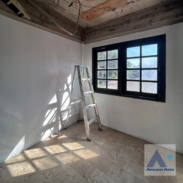 8  5 br Townhouse for rent and sale in Sukhumvit ,Bangkok BTS Phrom Phong AA45071