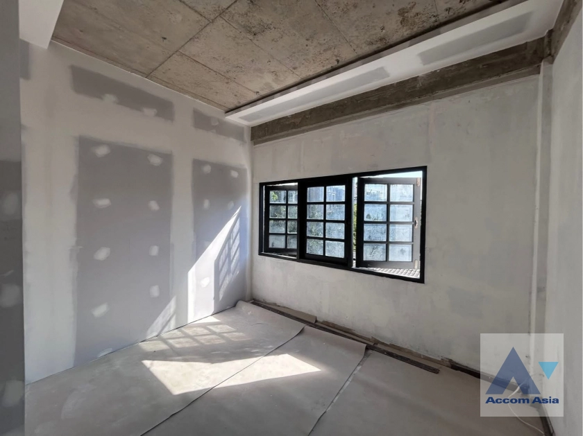 7  5 br Townhouse for rent and sale in Sukhumvit ,Bangkok BTS Phrom Phong AA45071