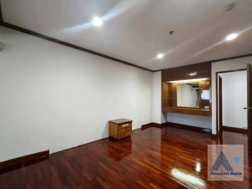 9  2 br Apartment For Rent in Sukhumvit ,Bangkok BTS Nana at Private Environment Space AA45073
