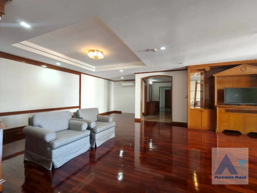 unitPet friendly |  2 Bedrooms  Apartment For Rent in Sukhumvit, Bangkok  near BTS Nana (AA45073)