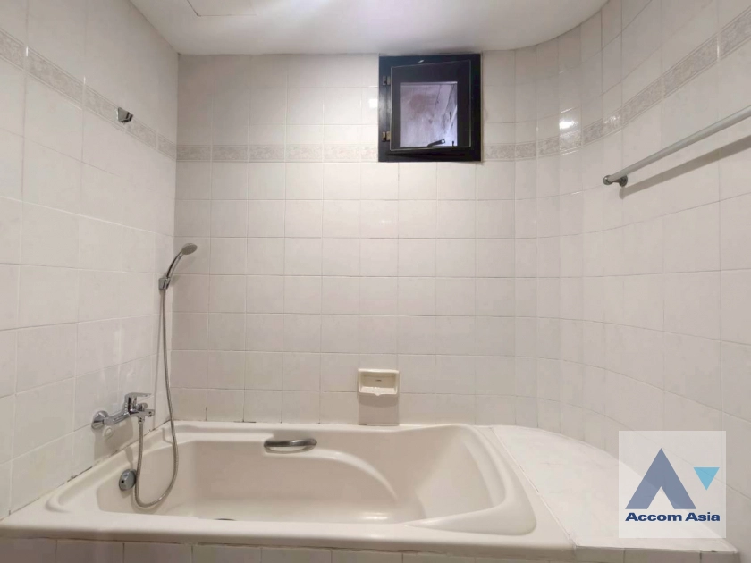 16  2 br Apartment For Rent in Sukhumvit ,Bangkok BTS Nana at Private Environment Space AA45073
