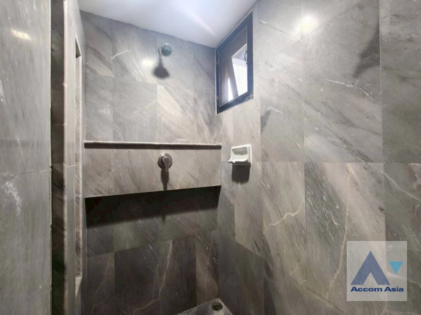 12  2 br Apartment For Rent in Sukhumvit ,Bangkok BTS Nana at Private Environment Space AA45073