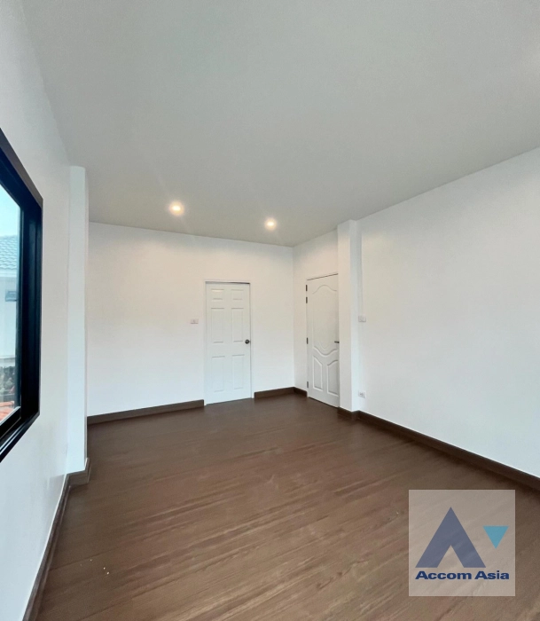 8  4 br House For Sale in Latkrabang ,Bangkok  at Phibunsap Village AA45083